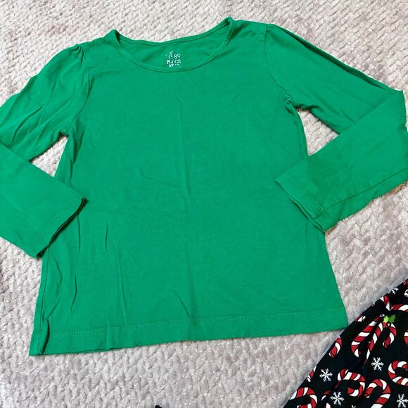 Girl’s Christmas Separates Size 5 - Picture 2 of 4